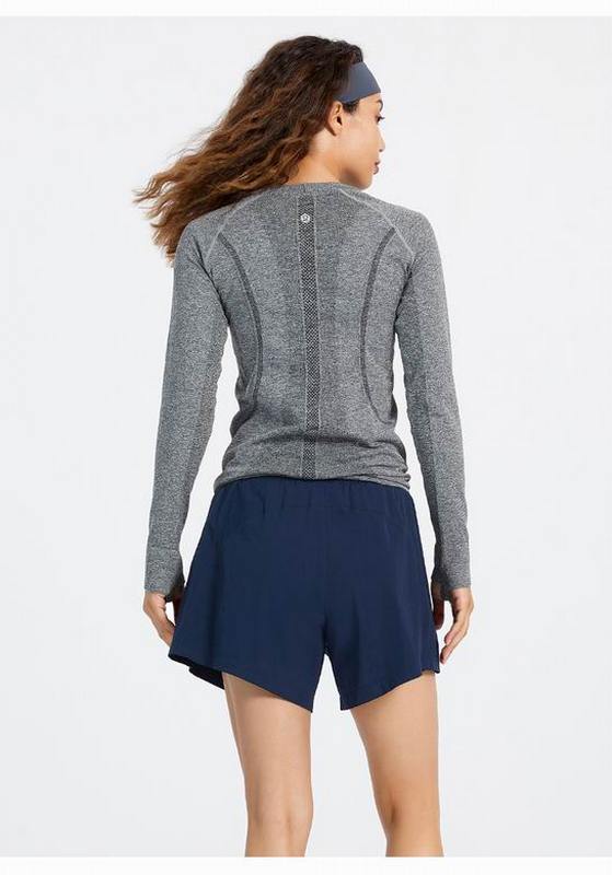 Lululemon Women's Outwear 148